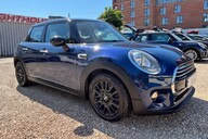 Mini Hatch COOPER.. SERVICE HISTORY.. ONLY ONE OWNER FROM NEW 1