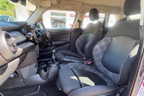 Mini Hatch COOPER.. SERVICE HISTORY.. ONLY ONE OWNER FROM NEW 23