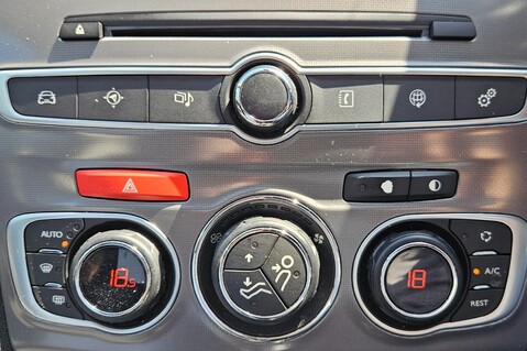 Citroen C4 BLUEHDI FLAIR S/S EAT6 9 SERVICES, 8 MAIN DEALER! £20 TAX! 23