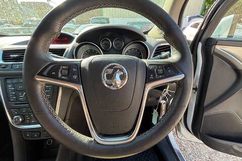 Vauxhall Mokka SE S/S.. 9 SERVICES.. FULL LEATHER.. HEATED STEERING WHEEL & FRONT SEATS..  11