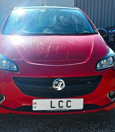 Vauxhall Corsa LIMITED EDITION.. 9 SERVICES..ALLOYS..CLIMATE CONTROL..DAB..STUNNING IN RED 3