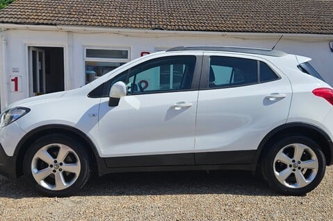 Vauxhall Mokka TECH LINE..1 PREVIOUS OWNER.. 6 SERVICES..SAT NAV.. 12