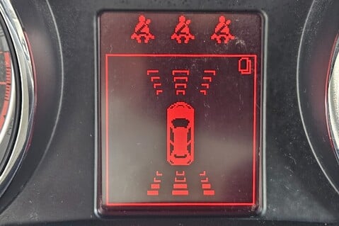 Vauxhall Mokka TECH LINE..1 PREVIOUS OWNER.. 6 SERVICES..SAT NAV.. 38