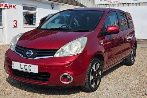 Nissan Note N-TEC PLUS.. AUTOMATIC.. 12 SERVICES.. 1 PREVIOUS OWNER.. STUNNING CAR 4
