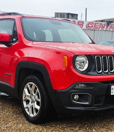 Jeep Renegade LONGITUDE.. SERVICE HISTORY.. 1 PREVIOUS KEEPER.. STUNNING EXAMPLE 3