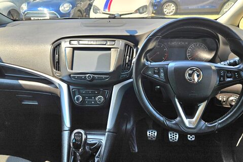 Vauxhall Zafira 1.4T SRI 7 SEATER.. 1 PREVIOUS OWNER.. 7 SERVICES.. LOOK 7 SEATS!!! 16