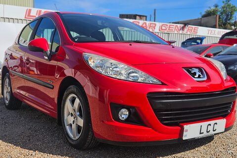 Peugeot 207 1.4 VERVE 5 DOOR.. LOW INSURANCE.. BLUETOOTH..9 SERVICES..STUNNING EXAMPLE 6