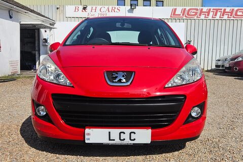 Peugeot 207 1.4 VERVE 5 DOOR.. LOW INSURANCE.. BLUETOOTH..9 SERVICES..STUNNING EXAMPLE 2