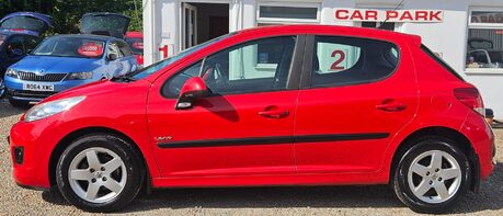 Peugeot 207 1.4 VERVE 5 DOOR.. LOW INSURANCE.. BLUETOOTH..9 SERVICES..STUNNING EXAMPLE 1