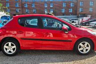 Peugeot 207 1.4 VERVE 5 DOOR.. LOW INSURANCE.. BLUETOOTH..9 SERVICES..STUNNING EXAMPLE 4