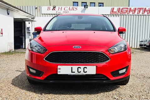 Ford Focus 1.6 ZETEC TDCI £20 TAX.. 9 SERVICES.. ONLY £20 R/TAX.. STUNNING COLOUR 2
