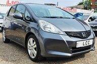 Honda Jazz I-VTEC ES PLUS..1 PREVIOUS OWNER... 9 SERVICES.. STUNNING EXAMPLE..  9