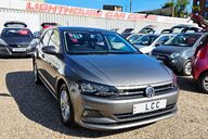 Volkswagen Polo SE TSI AUTOMATIC..4 MAIN DEALER SERVICES STUNNING EXAMPLE 1