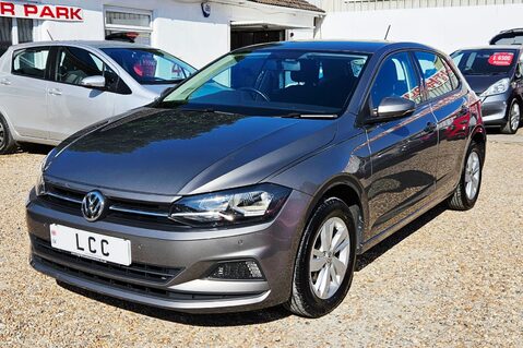 Volkswagen Polo SE TSI AUTOMATIC..4 MAIN DEALER SERVICES STUNNING EXAMPLE 3