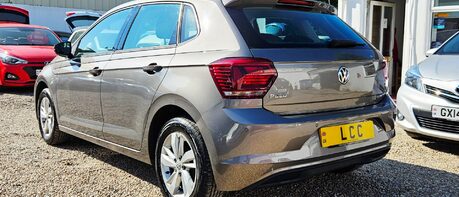 Volkswagen Polo SE TSI AUTOMATIC..4 MAIN DEALER SERVICES STUNNING EXAMPLE 1