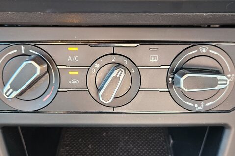 Volkswagen Polo SE TSI AUTOMATIC..4 MAIN DEALER SERVICES STUNNING EXAMPLE 16