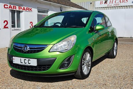 Vauxhall Corsa 1.4 SE AUTOMATIC.. LAST OWNER 10 YEARS.. SERVICE HISTORY.. HEATED SEATS