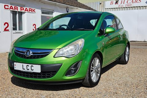 Vauxhall Corsa 1.4 SE AUTOMATIC.. LAST OWNER 10 YEARS.. SERVICE HISTORY.. HEATED SEATS 1