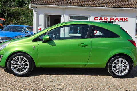 Vauxhall Corsa 1.4 SE AUTOMATIC.. LAST OWNER 10 YEARS.. SERVICE HISTORY.. HEATED SEATS 6