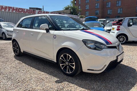 MG MG3 3 STYLE VTI-TEC.. RAF SPECIAL EDITION.. STUNNING EXAMPLE.. BLUETOOTH.. DAB. 1