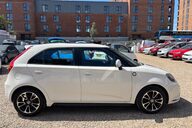 MG MG3 3 STYLE VTI-TEC.. RAF SPECIAL EDITION.. STUNNING EXAMPLE.. BLUETOOTH.. DAB. 6