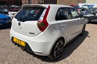MG MG3 3 STYLE VTI-TEC.. RAF SPECIAL EDITION.. STUNNING EXAMPLE.. BLUETOOTH.. DAB. 8