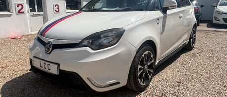 MG MG3 3 STYLE VTI-TEC.. RAF SPECIAL EDITION.. STUNNING EXAMPLE.. BLUETOOTH.. DAB. 1