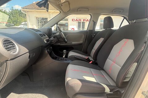 MG MG3 3 STYLE VTI-TEC.. RAF SPECIAL EDITION.. STUNNING EXAMPLE.. BLUETOOTH.. DAB. 14