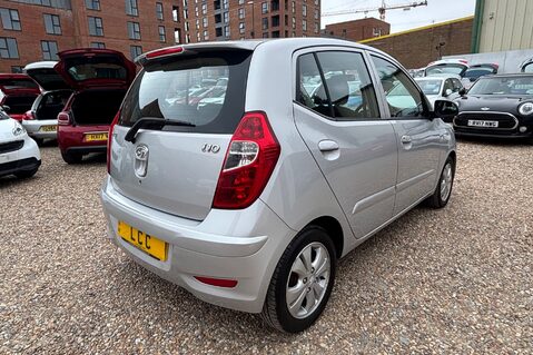 Hyundai i10 STYLE.. ONLY £20 ROAD TAX.. SUNROOF.. LOTS OF HISTORY.. AIR CONDITIONING.. 13