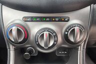 Hyundai i10 STYLE.. ONLY £20 ROAD TAX.. SUNROOF.. LOTS OF HISTORY.. AIR CONDITIONING.. 21