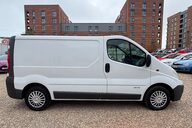 Renault Trafic SL27 DCI 115 SWB.. NO VAT ..11 SERVICES..CHAIN DRIVEN.. LAST OWNER 14 YEARS 9