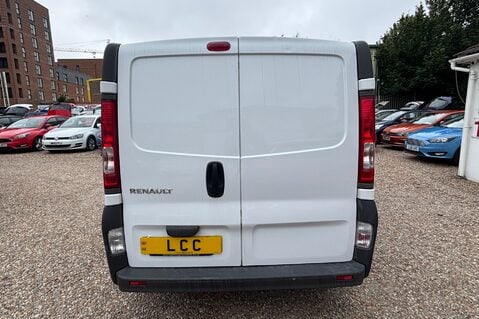 Renault Trafic SL27 DCI 115 SWB.. NO VAT ..11 SERVICES..CHAIN DRIVEN.. LAST OWNER 14 YEARS 10
