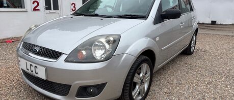 Ford Fiesta ZETEC CLIMATE TDCI.. £35 ROAD TAX.. 72MPG.. LAST OWNER 13 YEARS.. AIR CON.. 1