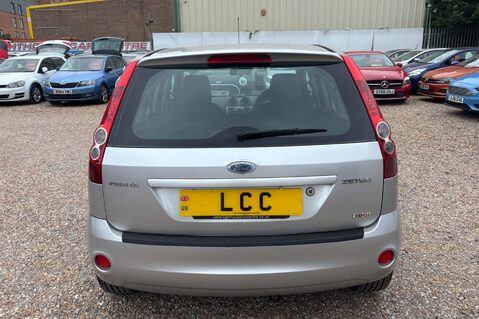 Ford Fiesta ZETEC CLIMATE TDCI.. £35 ROAD TAX.. 72MPG.. LAST OWNER 13 YEARS  16
