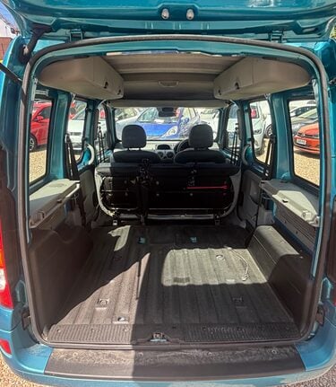 Renault Kangoo EXPRESSION 16V.. AUTOMATIC.. 1 PREVIOUS KEEPER.. LOTS OF SERVICE HISTORY 3
