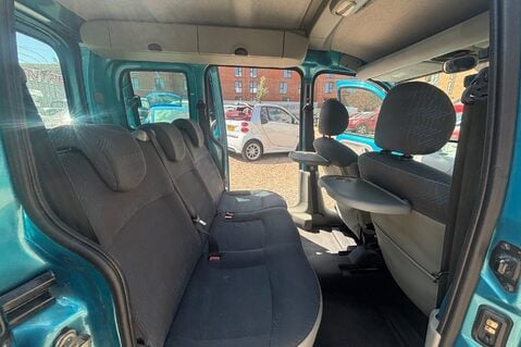 Renault Kangoo EXPRESSION 16V.. AUTOMATIC.. 1 PREVIOUS KEEPER.. LOTS OF SERVICE HISTORY 24