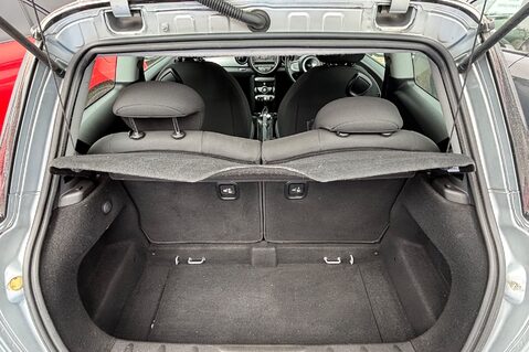 Mini Hatch COOPER.. LAST OWNER 10 YEARS.. STUNNING EXAMPLE.. LOTS OF HISTORY 23