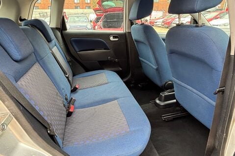 Ford Fiesta ZETEC CLIMATE.. LOW INSURANCE.. SERVICE HISTORY.. IDEAL FIRST CAR 14