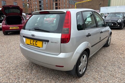 Ford Fiesta ZETEC CLIMATE.. LOW INSURANCE.. SERVICE HISTORY.. IDEAL FIRST CAR 10