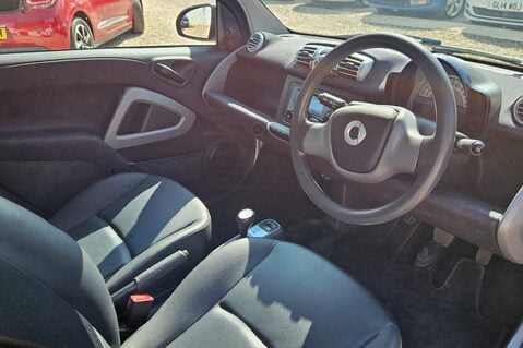 Smart Fortwo Coupe PURE MHD.. £20 ROAD TAX.. 1 PREVIOUS KEEPER.. SERVICE HISTORY.. GLASS ROOF 13