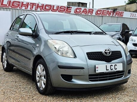 Toyota Yaris TR VVTI..1 PREVIOUS OWNER WITH 13 SERVICES !!