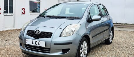 Toyota Yaris TR VVTI..1st OWNER 10 YEARS,2nd OWNER 7 YEARS.13 SERVICES !! AIR CON.  1