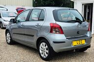 Toyota Yaris TR VVTI..1 PREVIOUS OWNER WITH 13 SERVICES !! 8