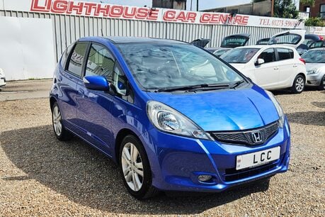 Honda Jazz I-VTEC EX.. AUTOMATIC.. 9 SERVICES.. STUNNING CAR