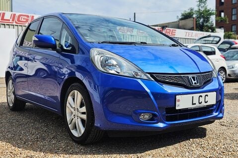 Honda Jazz I-VTEC EX.. AUTOMATIC.. 9 SERVICES.. STUNNING CAR 3