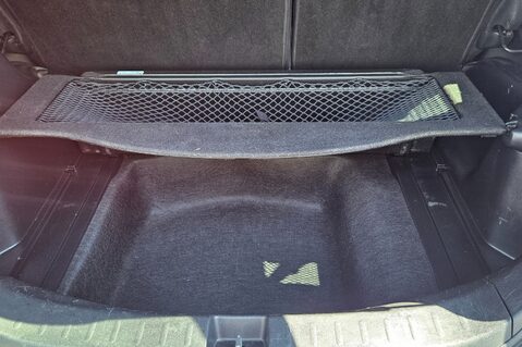 Honda Jazz I-VTEC EX.. AUTOMATIC.. 9 SERVICES.. STUNNING CAR 16