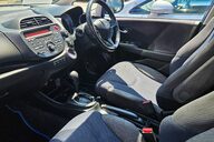Honda Jazz I-VTEC EX.. AUTOMATIC.. 9 SERVICES.. STUNNING CAR 19
