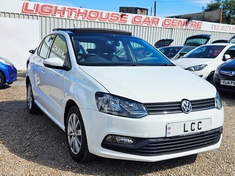 Volkswagen Polo SE..75 BHP WITH GLASS SUNROOF..7 SERVICES.. £20 ROAD TAX.. STUNNING CAR