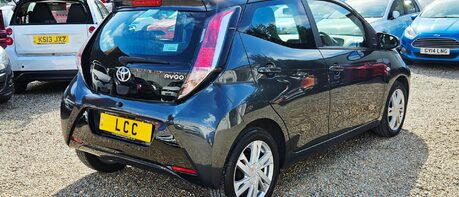 Toyota Aygo VVT-I X-PRESSION AUTOMATIC...X-WAVE..CABRIOLET.. LIMITED EDITION.. 1