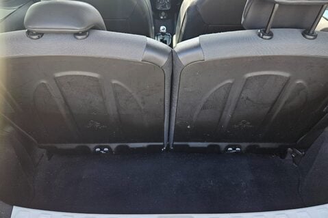 Toyota Aygo VVT-I X-PRESSION X-SHIFT.. 8 MAIN DEALER SERVICES.. ELECTRIC SUNROOF.. RARE 19